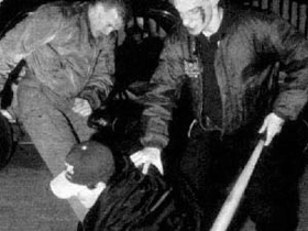 Скинхеды. Фото: с сайта АнтиСион Скинхеды. Фото: с сайта АнтиСион