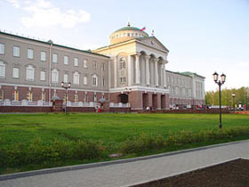 Ижевск Президентский дворец. Фото с сайта stroipolymer.ru