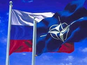 Флаги России и НАТО. Фото с сайта www.image.rus.newsru.ua