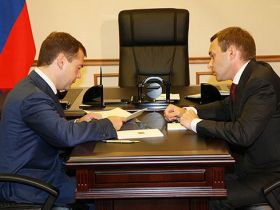 Дмитрий Медведев и Алексей Кузьмицкий, фото с сайта  xn--d1abbgf6aiiy.xn--p1ai