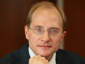 Михаил Дмитриев. Фото с сайта csr.ru Михаил Дмитриев. Фото с сайта csr.ru