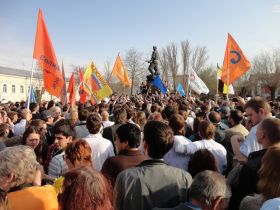 Митинг в Астрахани 14 апреля. Фото Каспарова.Ru
