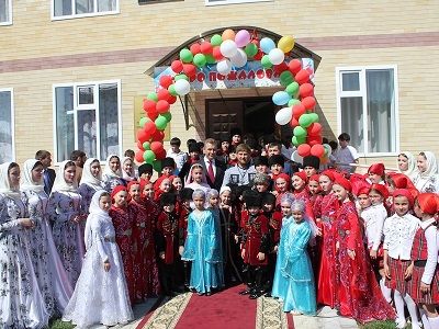 Павел Астахов и Рамзан Кадыров. Фото из блога avmalgin.livejournal.com Павел Астахов и Рамзан Кадыров. Фото из блога avmalgin.livejournal.com