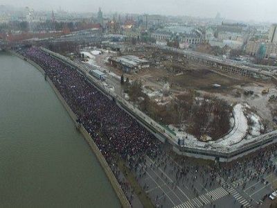 Москва, марш в память о Борисе Немцове (вид с воздуха). Источник - https://www.facebook.com/DinarSpbRu
