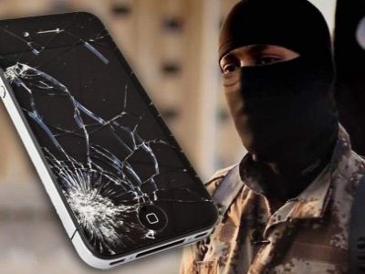 iPhone и террорист ИГИЛ. Фото: islamnews.ru.