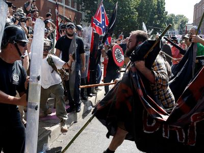 Столкновения в Шарлотсвилле Фото: http://www.ntv.ru/ Столкновения в Шарлотсвилле Фото: http://www.ntv.ru/