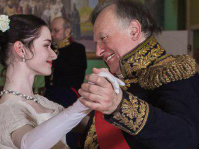 Анастасия Ещенко и доцент Олег Соколов на исторической реконструкции. Фото: Вконтакте Анастасия Ещенко и доцент Олег Соколов на исторической реконструкции. Фото: Вконтакте