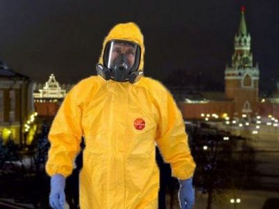 Путин в защитном костюме и Москва. Коллаж: joker.ykt.ru Путин в защитном костюме и Москва. Коллаж: joker.ykt.ru