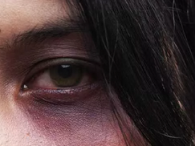 Сенат Казахстана принял закон о криминализации домашнего насилия