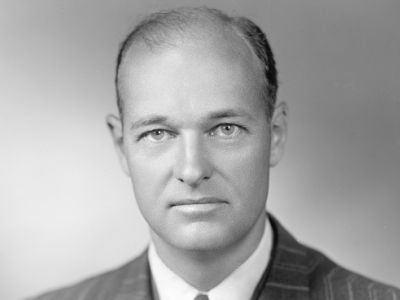 Джордж Кеннан, посол США в СССР (1952). Фото: dic.academic.ru Джордж Кеннан, посол США в СССР (1952). Фото: dic.academic.ru