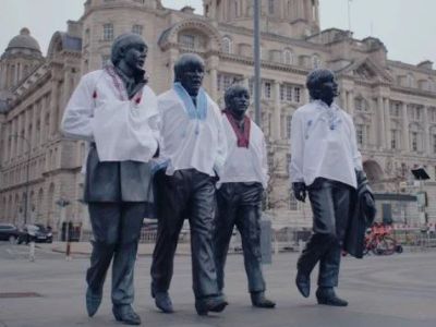 Битлз в вышиванках. Фото: Телеграм Битлз в вышиванках. Фото: Телеграм