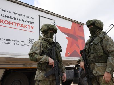 Власти Новосибирска хотят завербовать на военную службу должников по ЖКХ