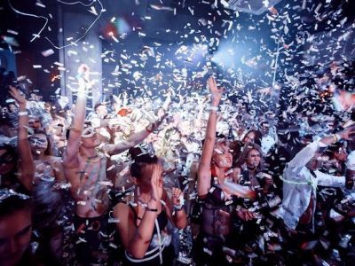 Вечеринка Kinky Party. Фото: kinky-party.com Вечеринка Kinky Party. Фото: kinky-party.com