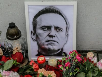 В Москве арестован на пять суток историк-публицист Сергеев за пост памяти Навального