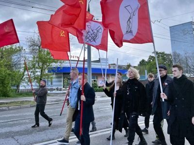 Пензенским патриотам-нацболам в День Победы запретили их партийную символику