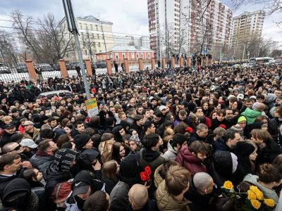 Похороны рэпера Паши Техника, Москва, 11.04.25. Фото: КоммерстантЪ Похороны рэпера Паши Техника, Москва, 11.04.25. Фото: КоммерстантЪ
