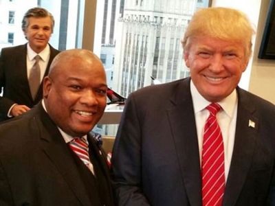 Марк Бернс и Дональд Трамп. Фото: Твиттер Марк Бернс и Дональд Трамп. Фото: Твиттер